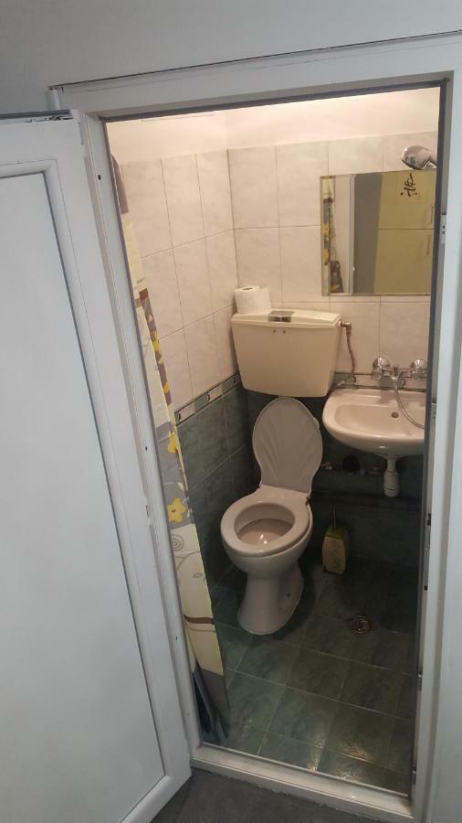 Apartament Modern And Old Base *
