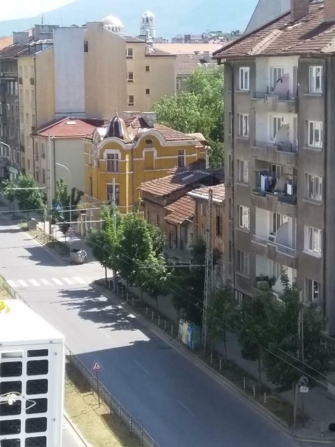 Modern And Old Base Apartament *